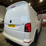 T6 Tailgate LED rear lights with dynamic indicator (ONLY for vehicles with factory fitted led rear lights) 15-19